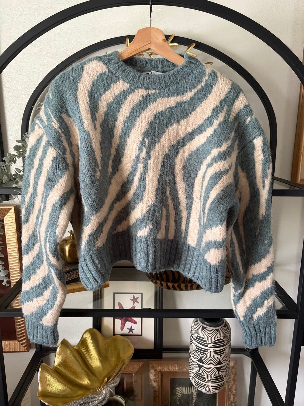 Zara Zebra Jacquard Knit Sweater Womens Small Blue Cream Animal Print
